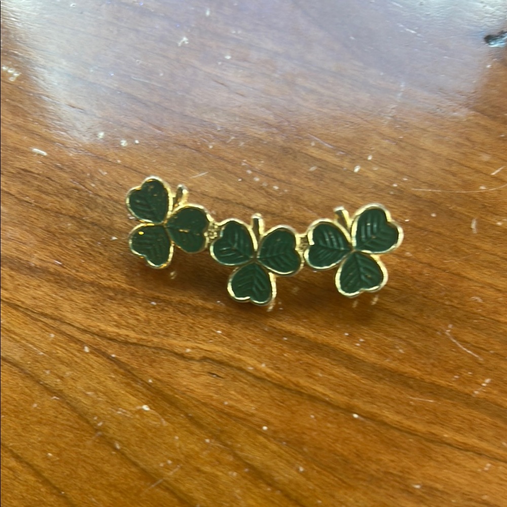 Elegant Gold and Green Clover Brooch